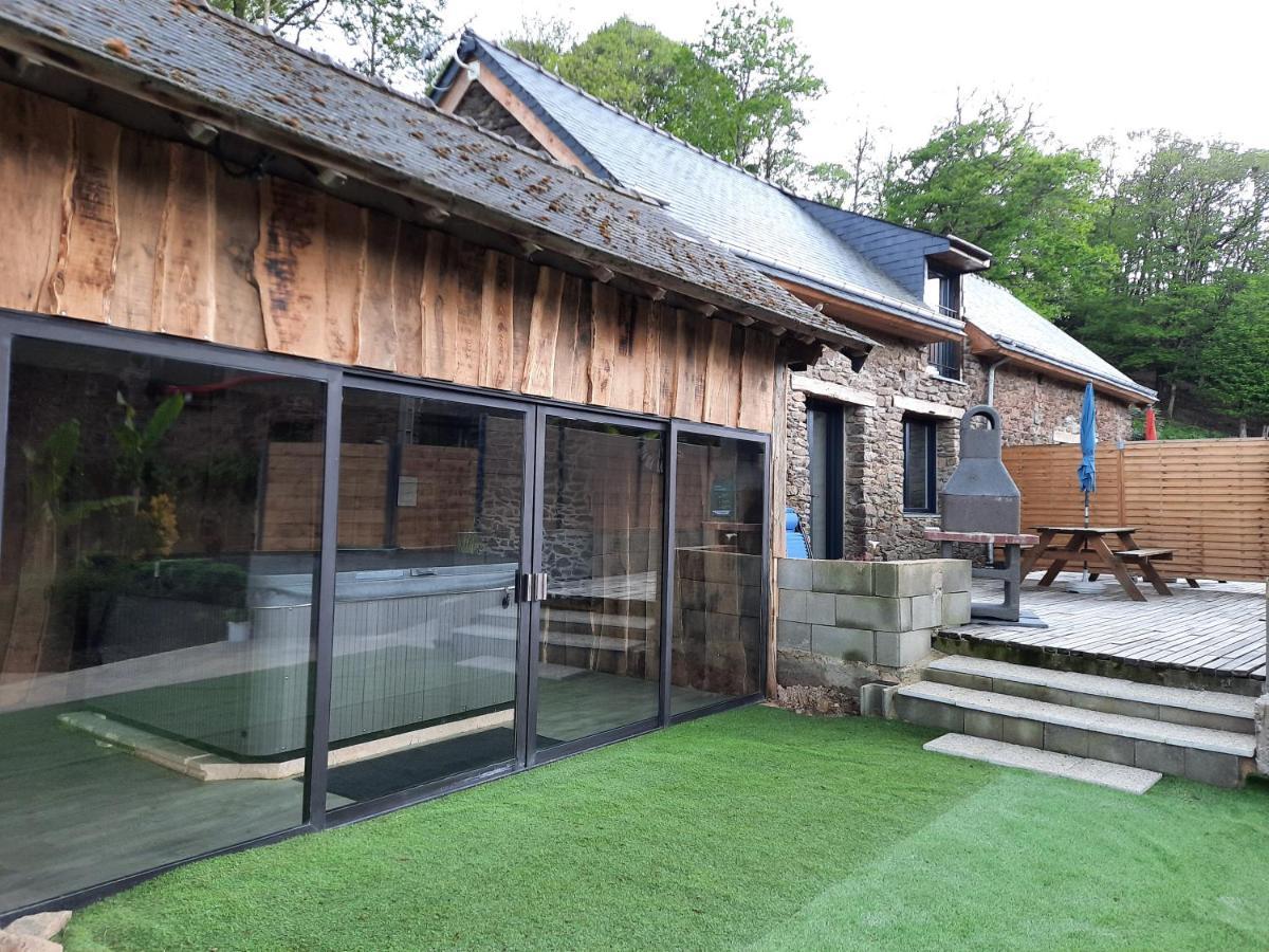 A La Memoire De Merlin & Spa Saint-Malon-sur-Mel Exterior photo