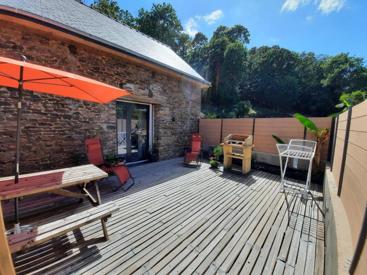 A La Memoire De Merlin & Spa Saint-Malon-sur-Mel Exterior photo